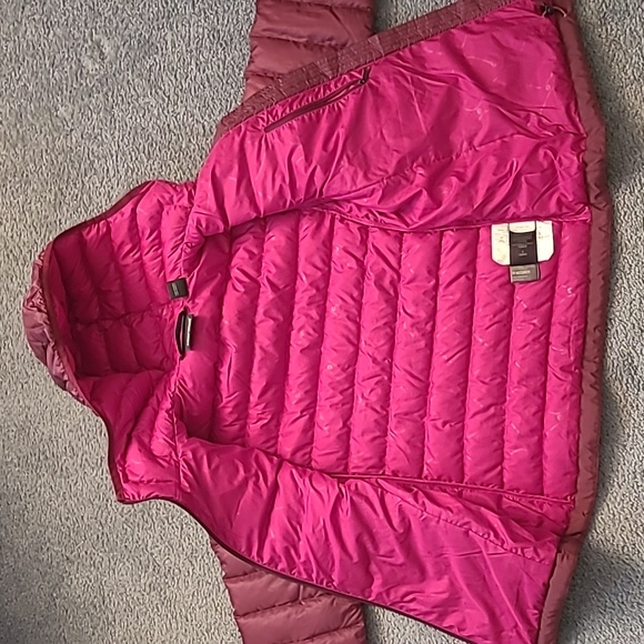 Marmot Jena 700 fill down jacket, size small - Picture 4 of 14